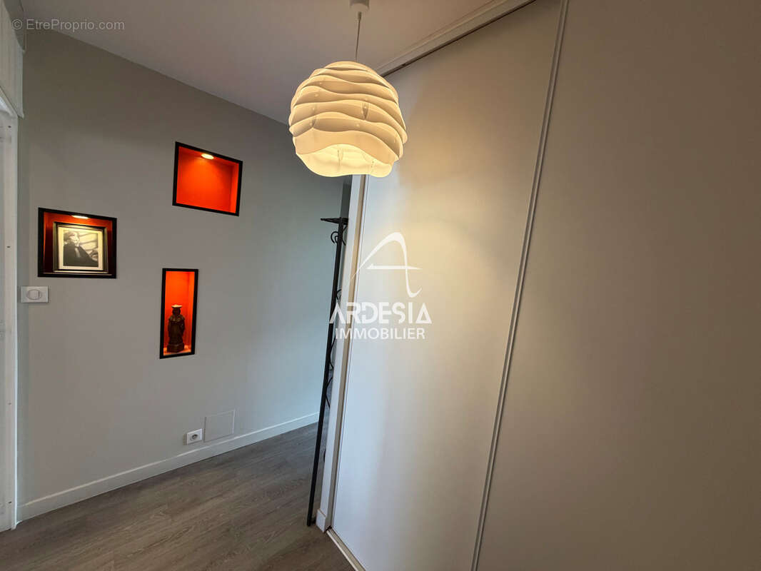 Bel appartement T3 avec grand balcon   Saint-Jean-de-Maurienne - photo 17