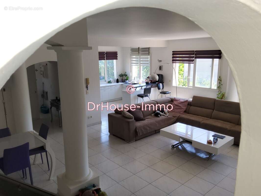 Maison à MOLIERES-SUR-CEZE