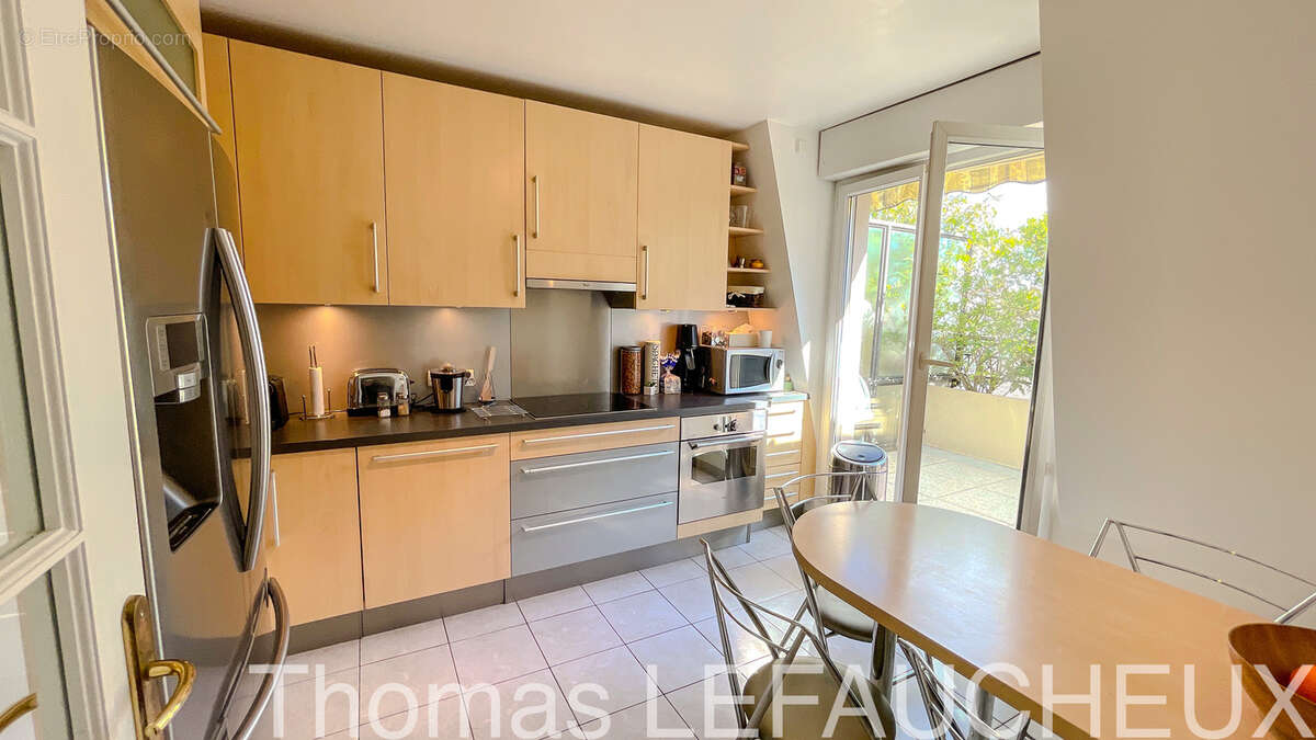 Appartement à BOIS-COLOMBES