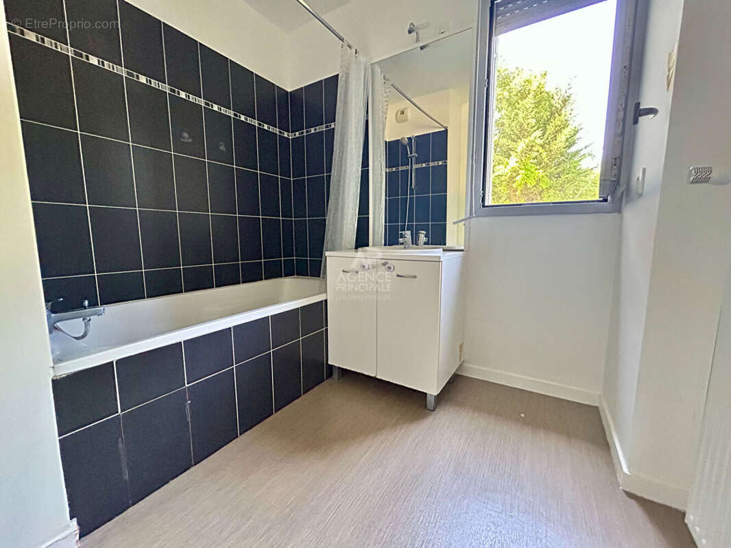 Appartement à CARRIERES-SOUS-POISSY