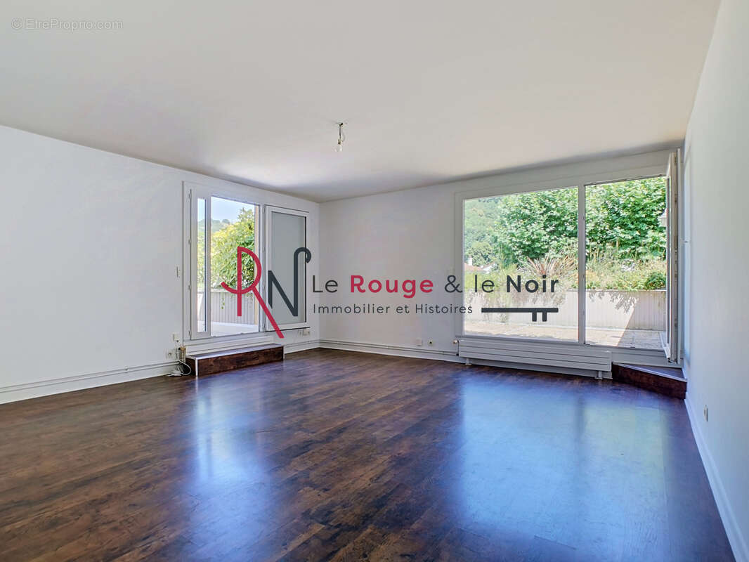 Appartement à POISAT