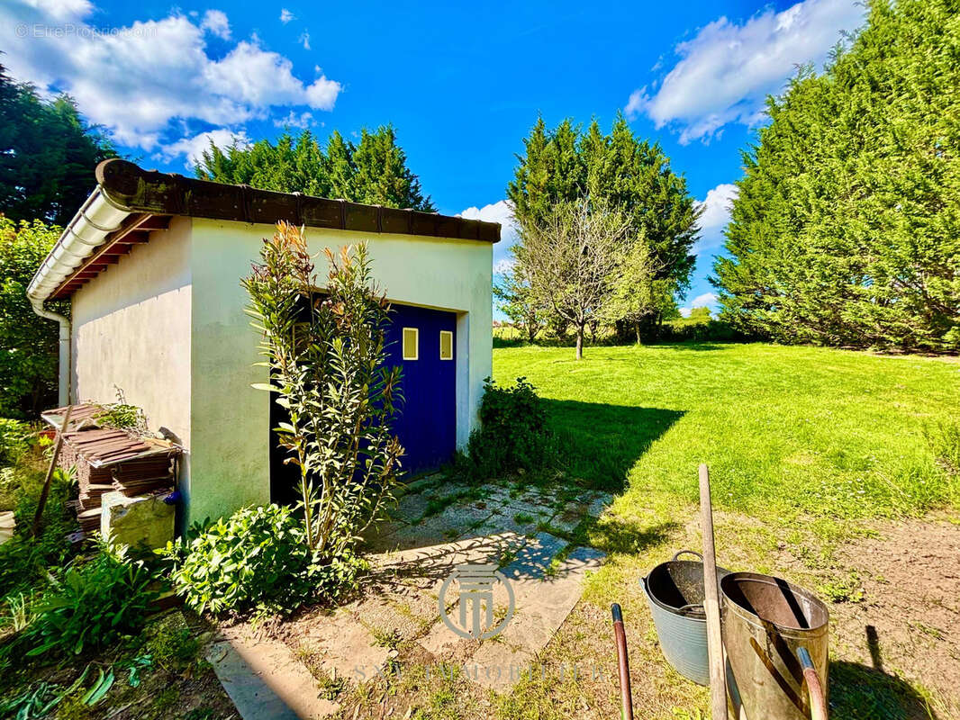 Maison à GUEUGNON