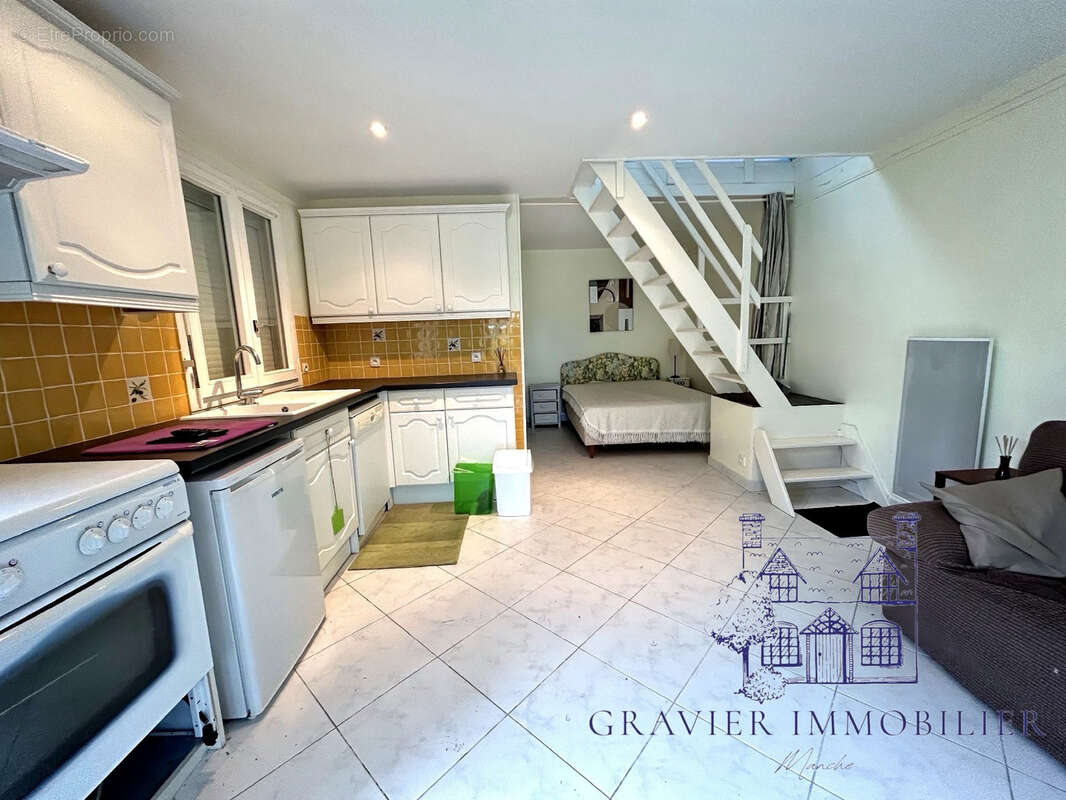 Maison à SAINT-GERMAIN-SUR-AY