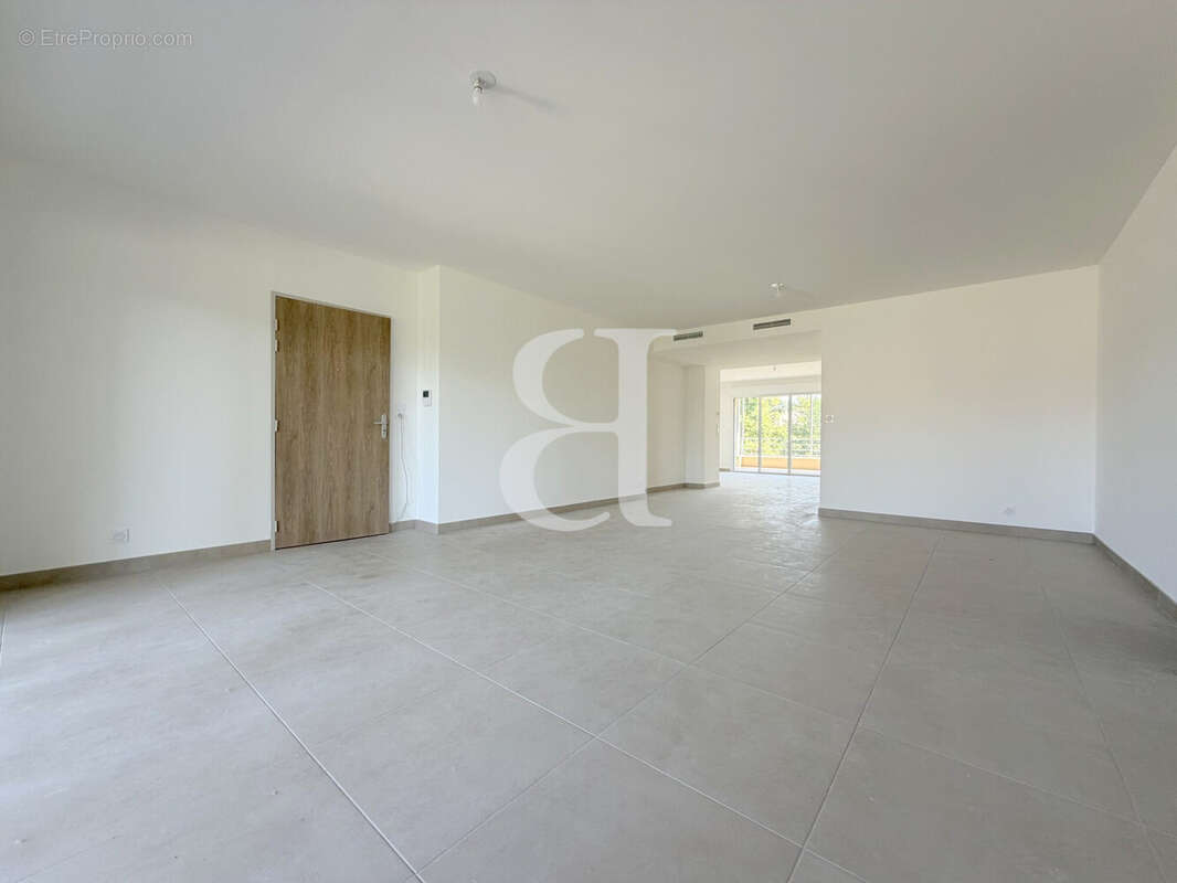 Appartement 111 m² à L'isle-Sur-La-Sorgue  - photo 7