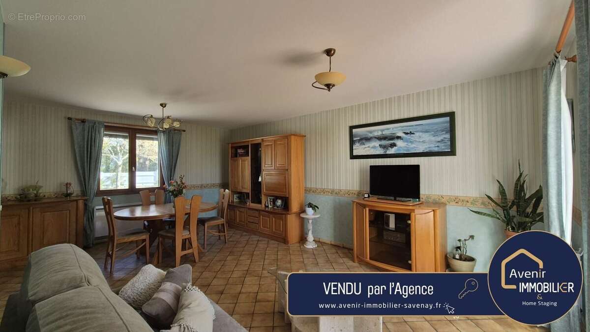 Maison à LA CHAPELLE-LAUNAY