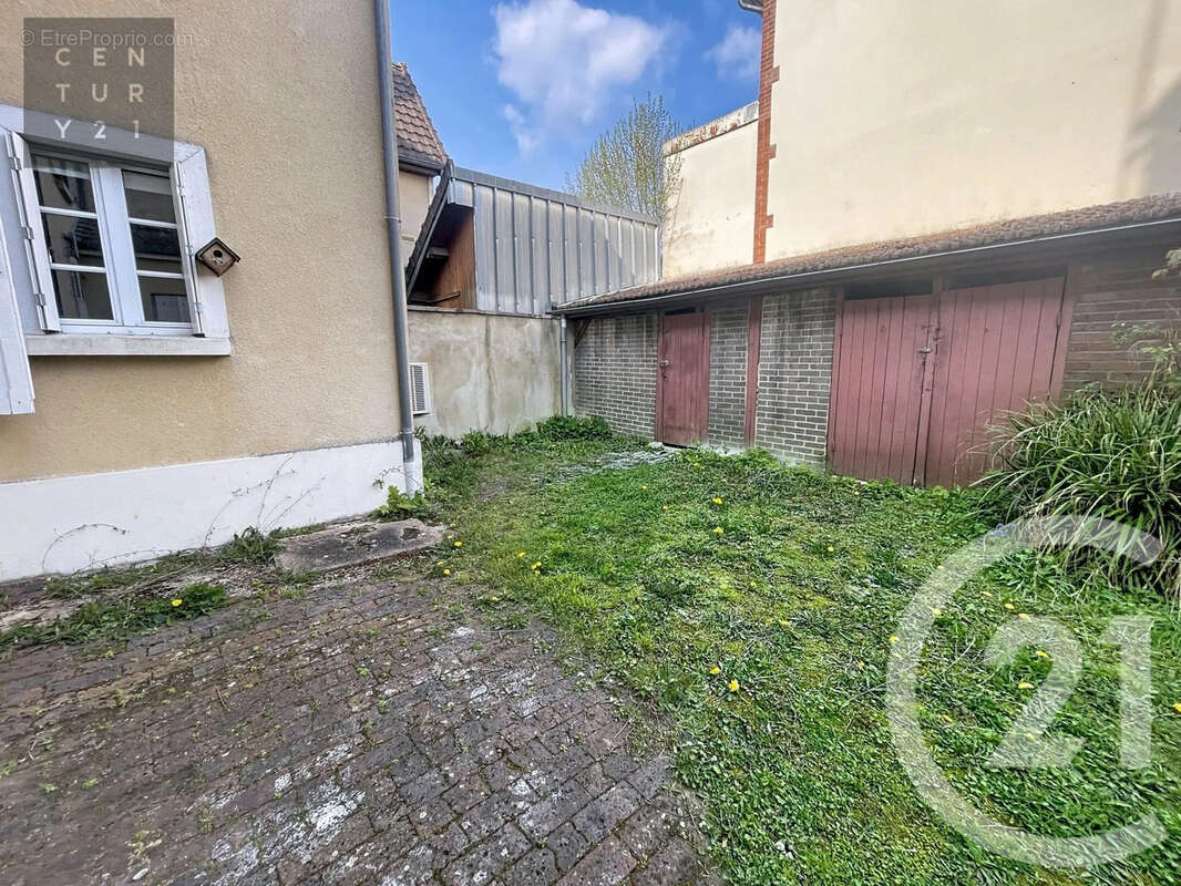 Appartement à SAINTE-SAVINE