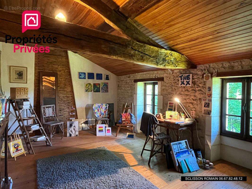 Charentaise Berneuil - 186 m2 - 3 chambres - jardin arboré - PRIX 228 778 HAI - photo 6