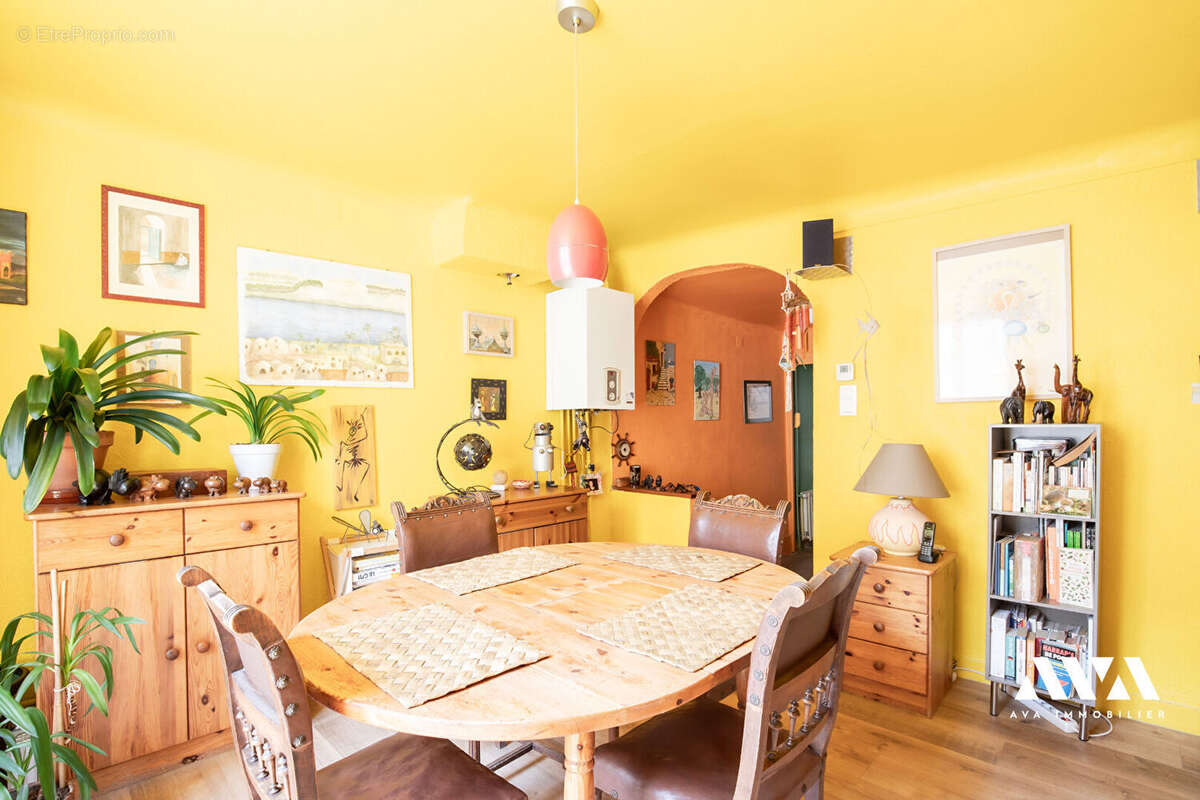 Appartement à ROSIERES-AUX-SALINES