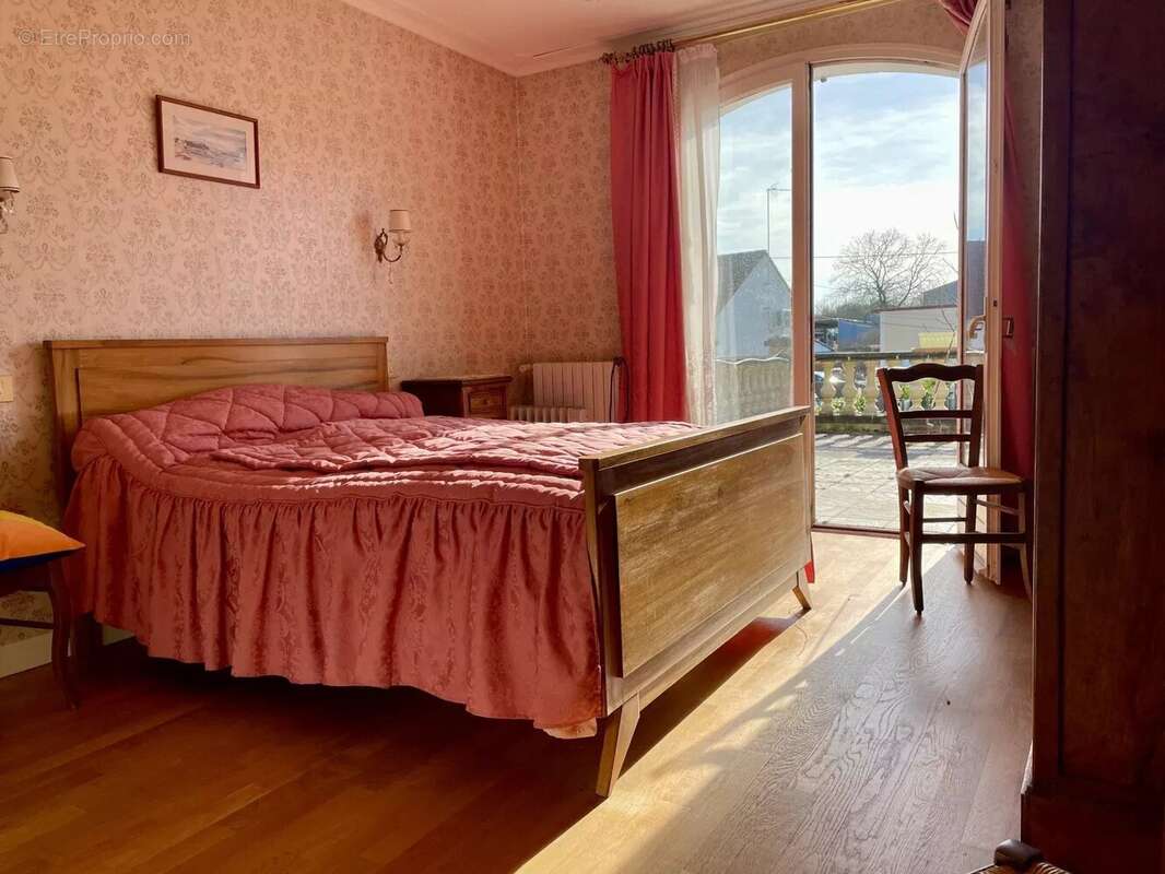 Maison à VILLEDIEU-SUR-INDRE