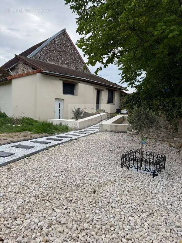 Maison 58 m² à Trefols  - photo 5