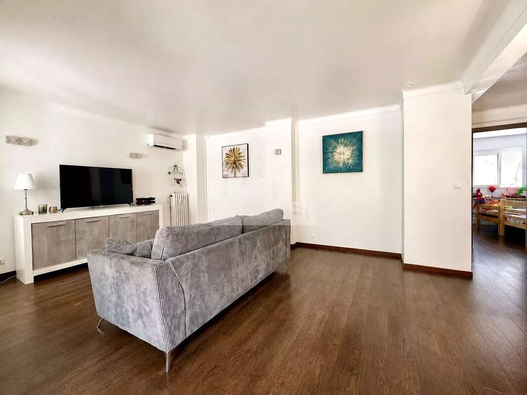 NICE / MADELEINE – Dernier étage – Appartement 2/3 pièces - photo 3
