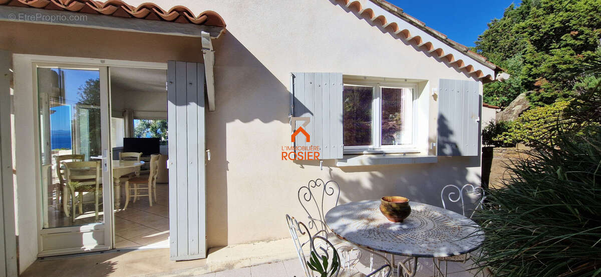 Maison à HYERES