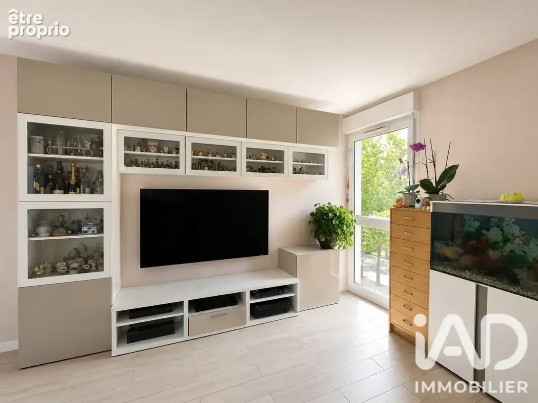 Photo 1 - Appartement à BUSSY-SAINT-GEORGES