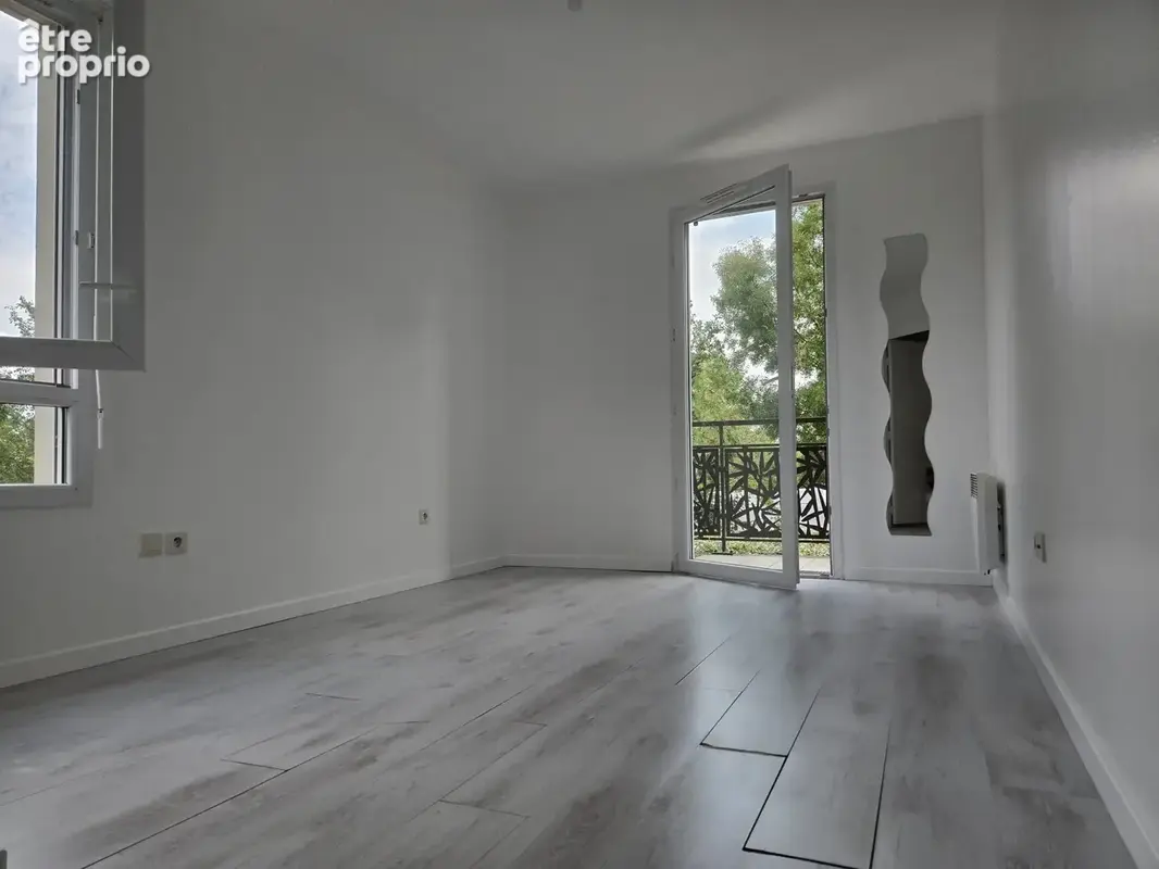Appartement 64 m² à Chessy  - photo 7