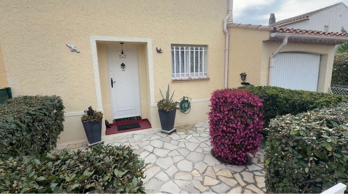 Maison à FREJUS