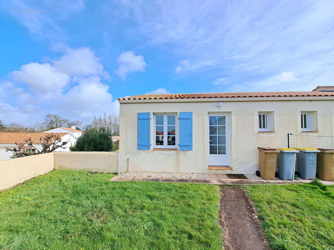 Maison à BOIS-DE-CENE