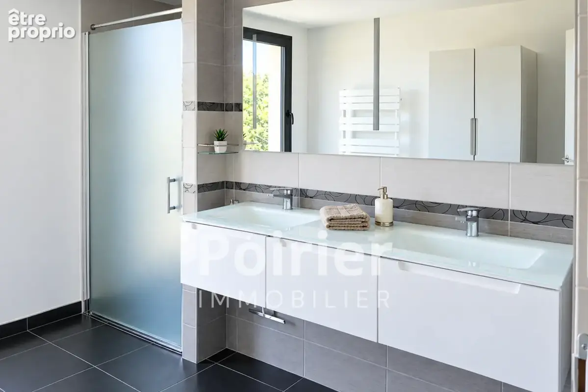 Maison mitoyenne d’architecte atypique — Un style unique, clé en main - photo 5