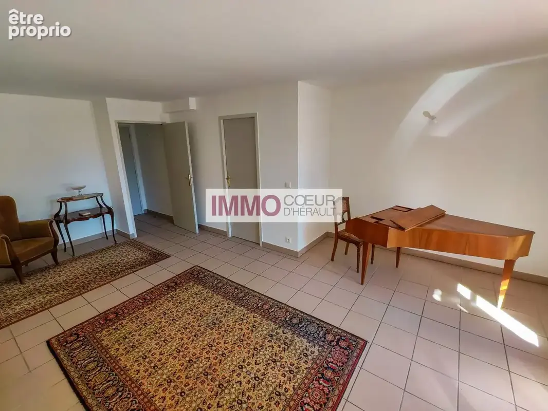 COUP DE CUR - Maison de Village T3 Rénovée (2015) - Grande Terrasse 36m² - Jardinet 30 m² - Garage 80m² - photo 10