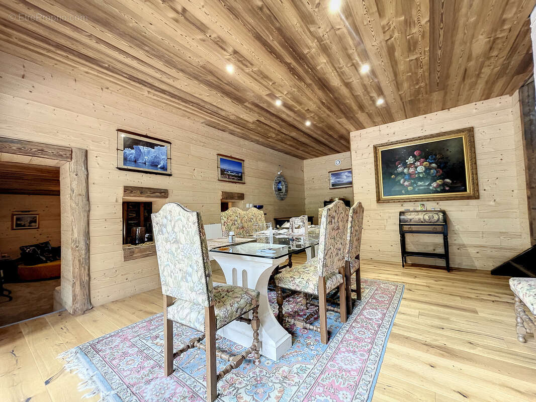 Maison à AIGUEBELETTE-LE-LAC