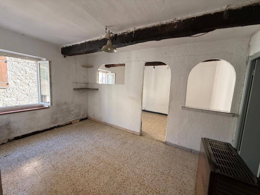 Appartement à LA COLLE-SUR-LOUP