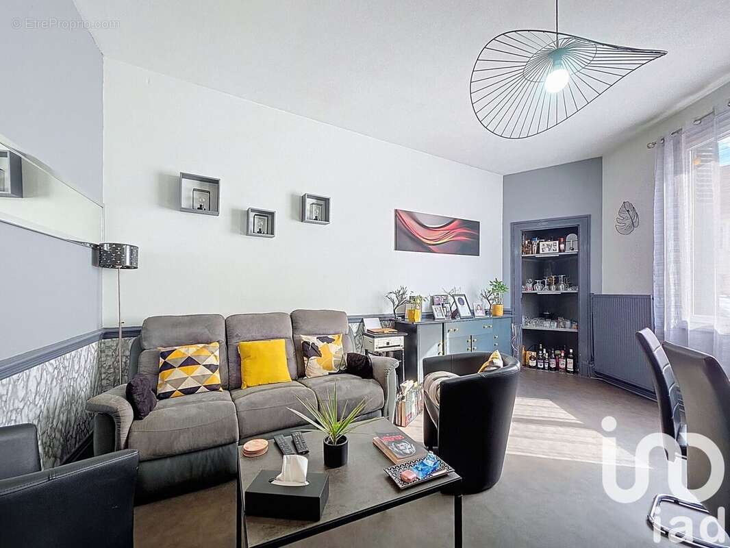 Photo 3 - Maison à MOULINS