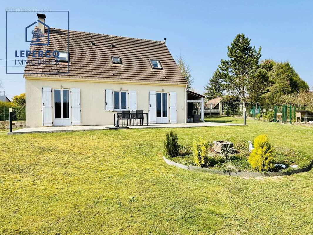 Maison à VILLERS-COTTERETS