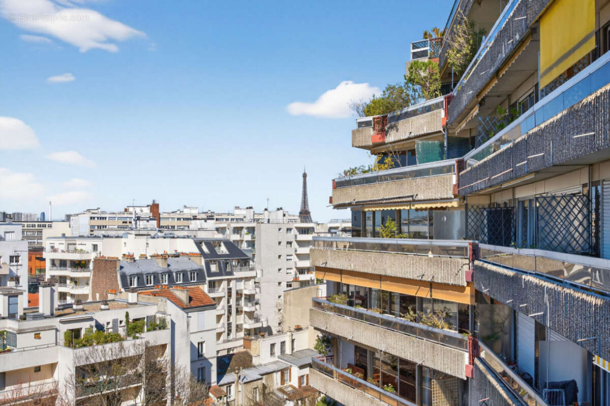 Appartement à PARIS-15E