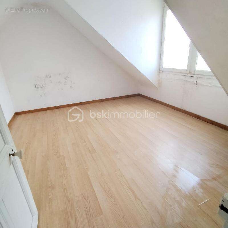 Immeuble de rapport – Proche Place Ducale – Charleville-Mézières – 11,25 % de rentabilité - photo 3