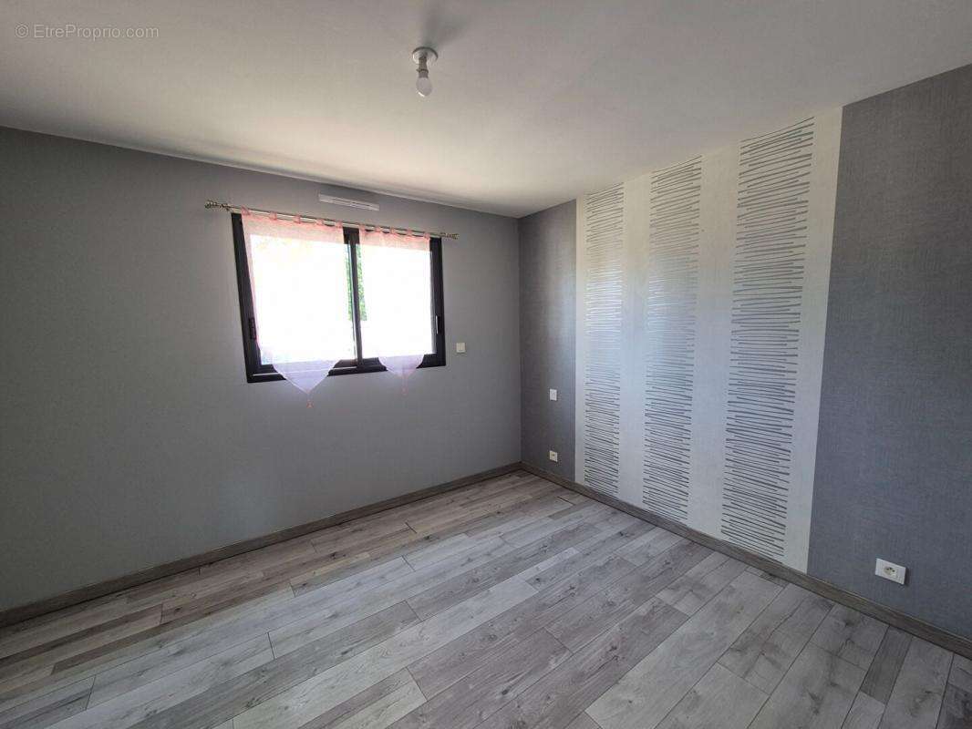 Maison à CARHAIX-PLOUGUER