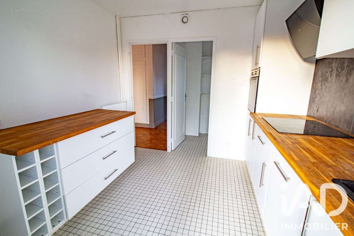 Photo 3 - Appartement à LA ROCHETTE