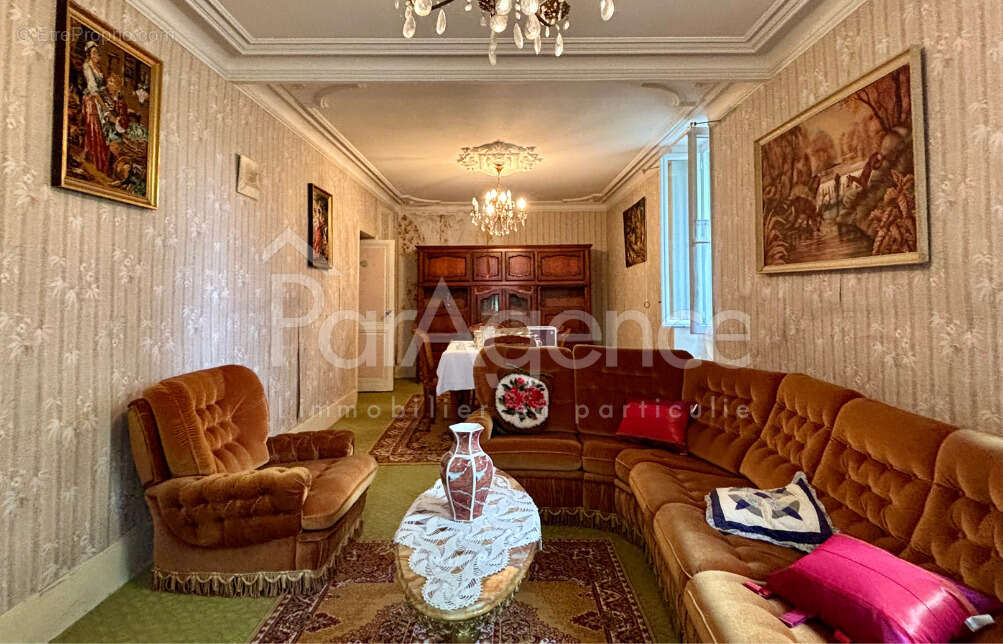 Maison à CORME-ECLUSE