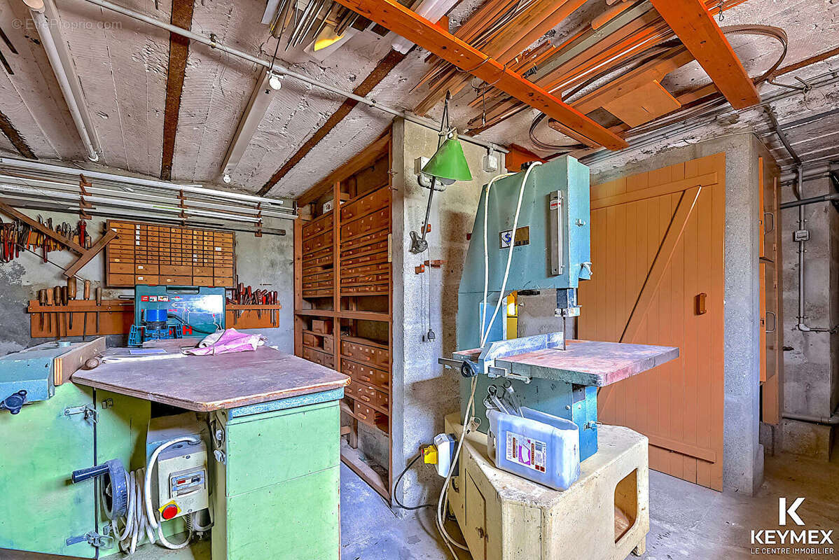 Argenteuil Maison de 4-5 pièces + dépendance sur 316m2 de terrain clos. - photo 12