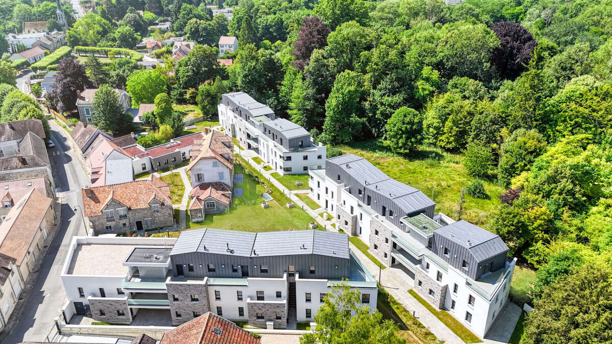 Appartement à RUBELLES