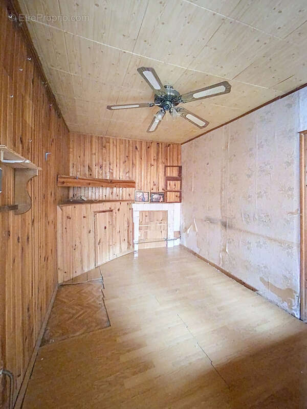 Maison à CATILLON-SUR-SAMBRE