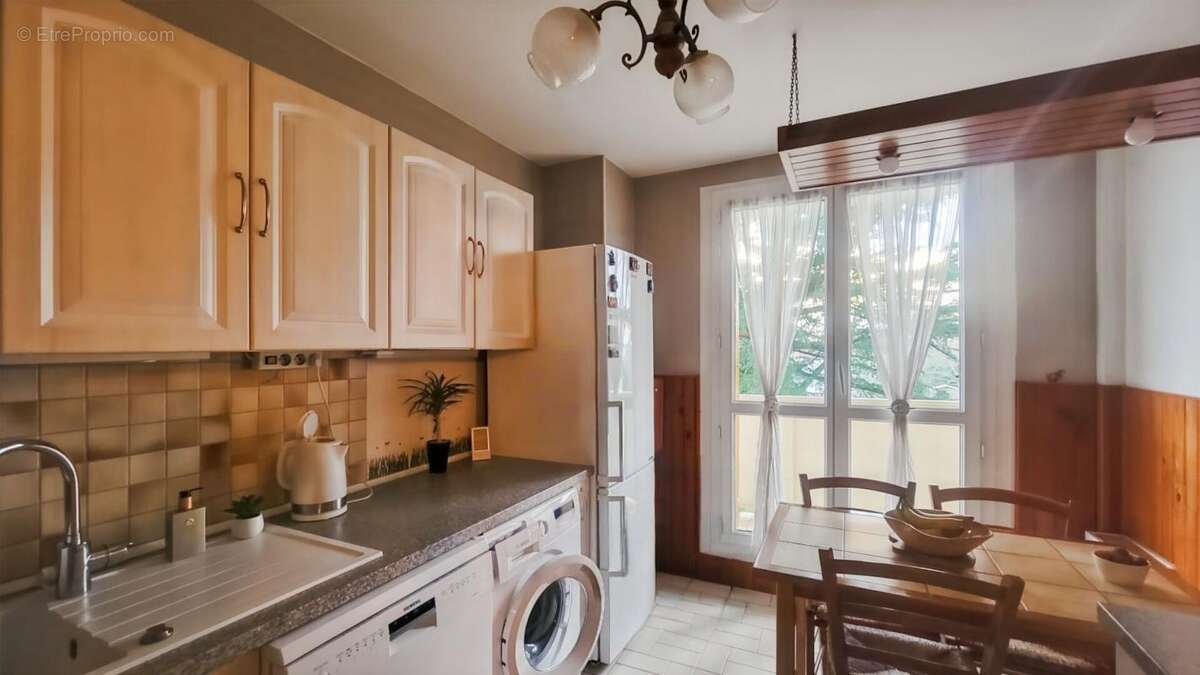 Appartement à BROU-SUR-CHANTEREINE