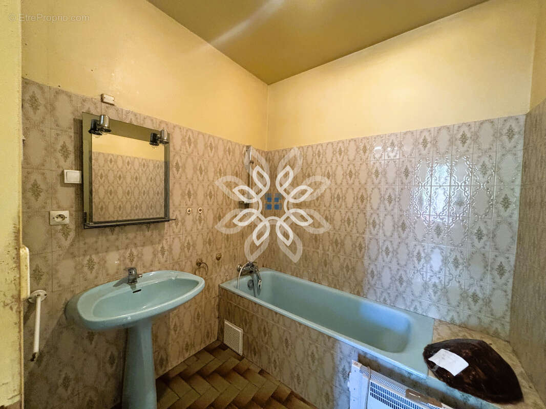 Maison à BOUDES