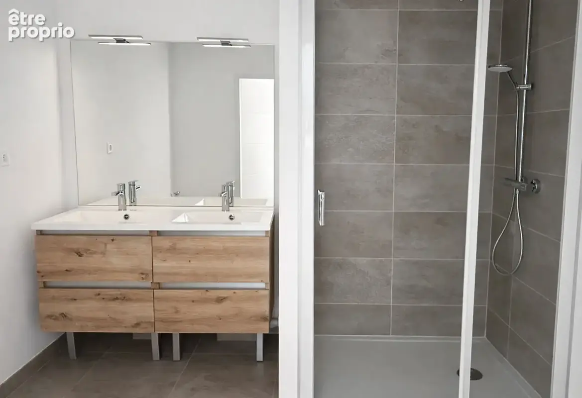 Type 4 89m² - 3 chambres - neuf - terrasse sud-est 14m² - parking sous-sol - residence standing - centre - gare 35 000 rennes - photo 6