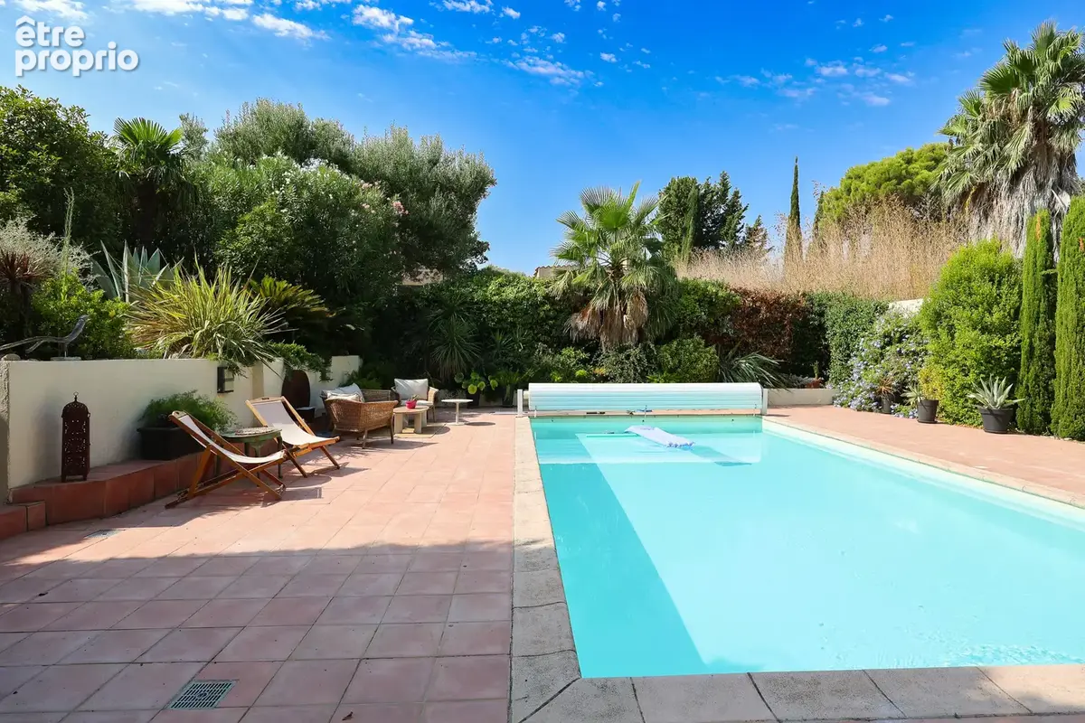 Villa d'exception de 146 m2 avec piscine, sous-sol de 105 m2 et terrain de 1780 m2 sans vis-a-vis - photo 24