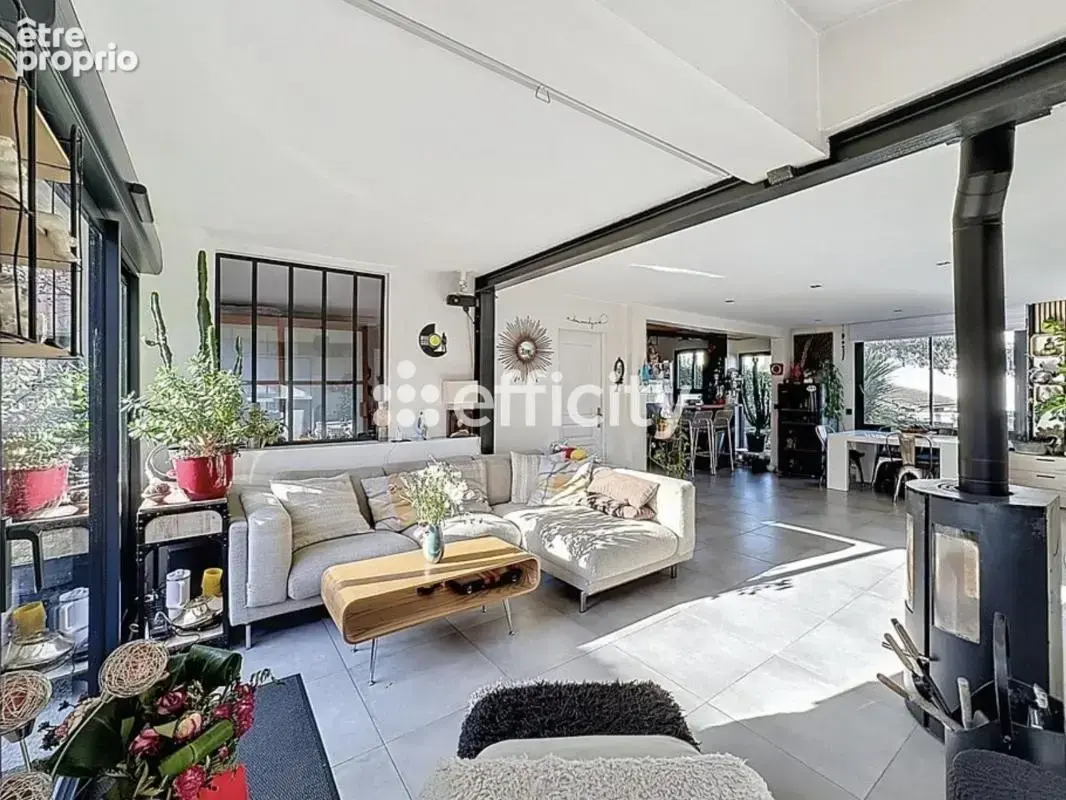Maison 5 pièces 115 m² à vendre à Neuilly-Plaisance (93360) - photo 4