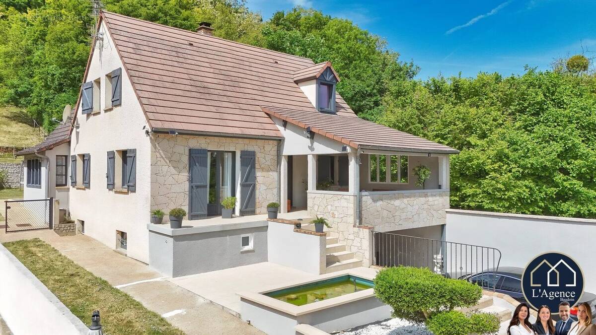 Maison 260 m² à Maintenon  - photo 1
