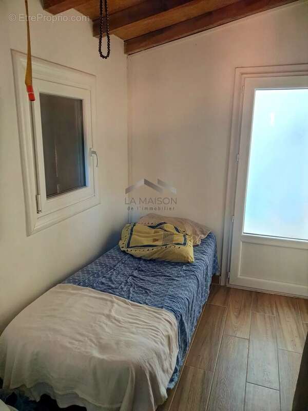 Appartement à MONACIA-D'AULLENE