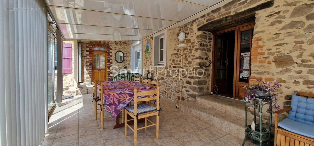 Maison à SEGRE