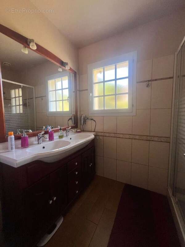 Maison Jard Sur Mer 5 pièce(s) 102 m2 - photo 8