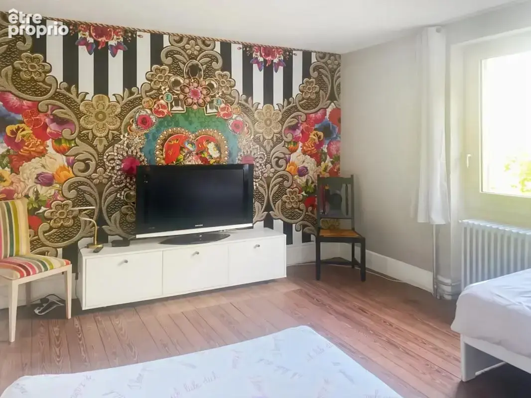 Maison de 9 pièces de 230m² en vente à Blanzy - Idéal pour les familles - photo 11