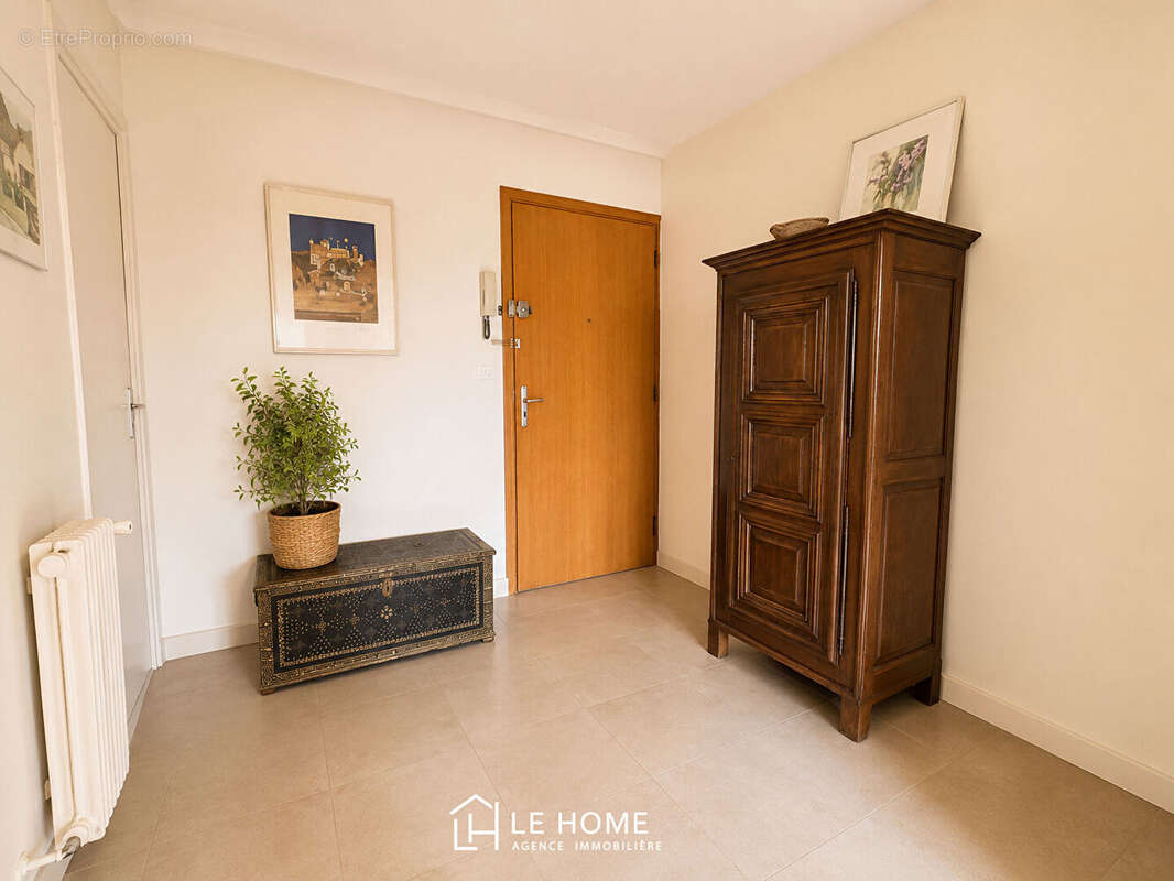 Appartement à TASSIN-LA-DEMI-LUNE