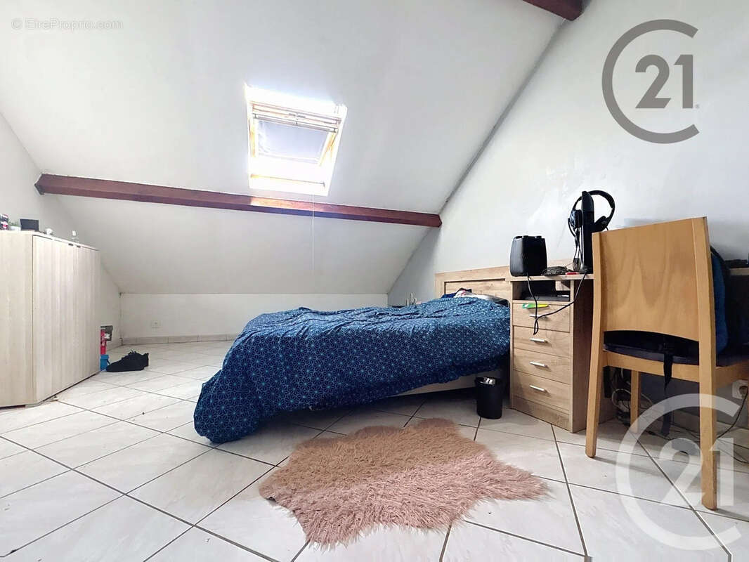 Maison 92 m² à Provins  - photo 10