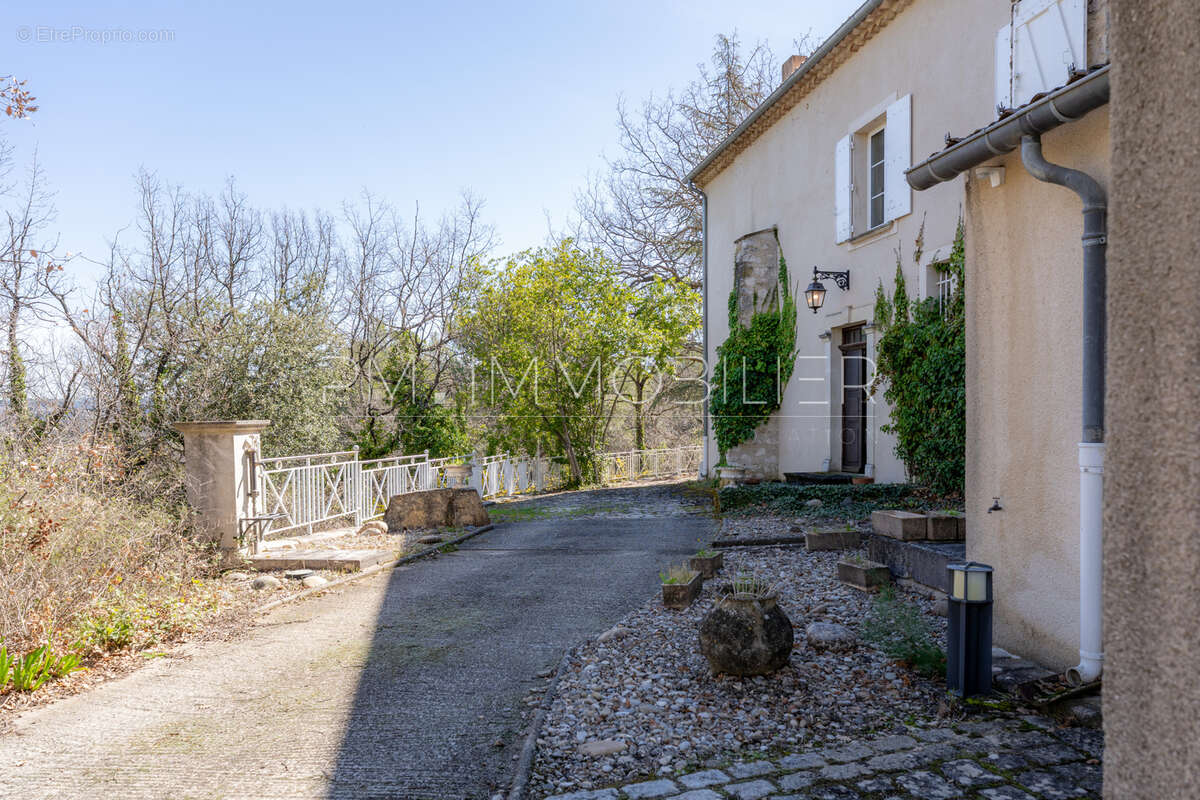 Maison à ANSOUIS