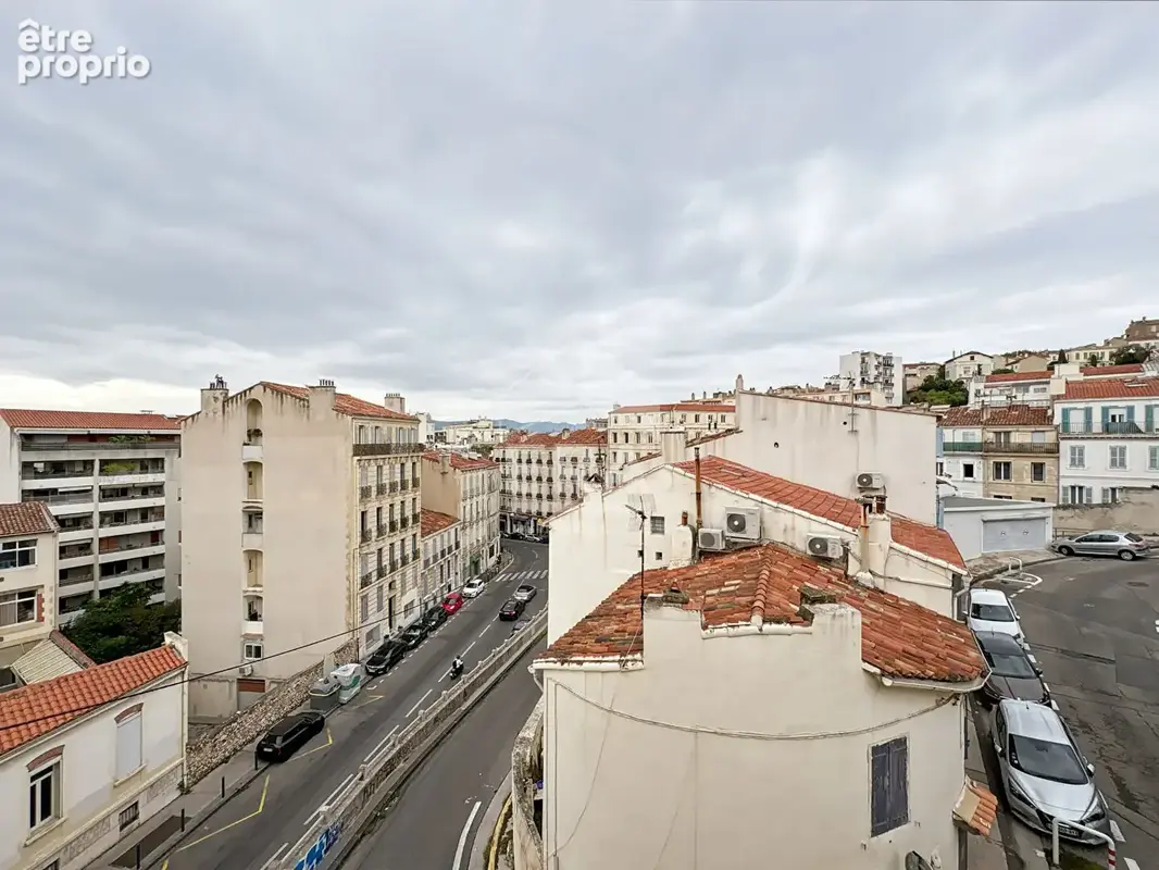 Appartement à MARSEILLE-7E