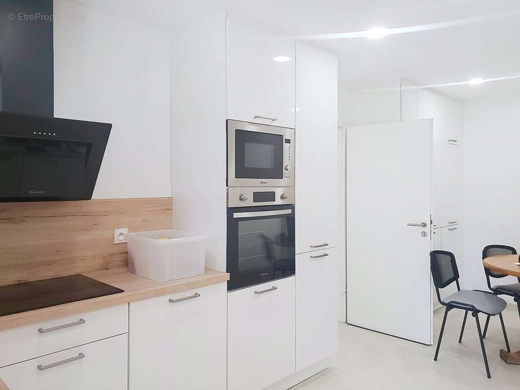 Maison à COLOMBIERES-SUR-ORB