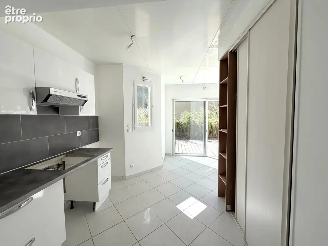 Appartement 3 pièces 65 m² à vendre à La Ciotat (13600) - photo 6